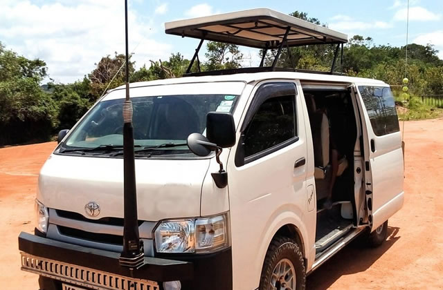 safari tour van